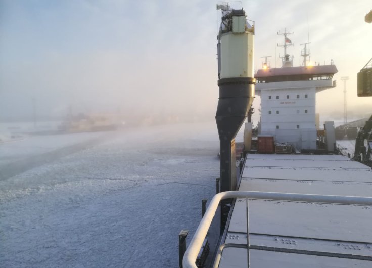 MV Nova breaking through ice